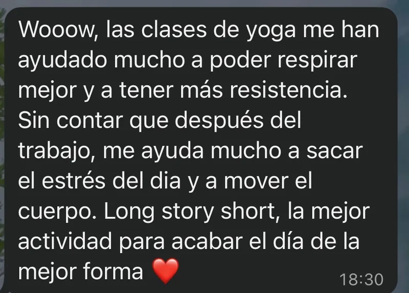 Mensaje de WhatsApp: las clases de yoga la ayudaron a respirar mejor y a soltar el estrés del día